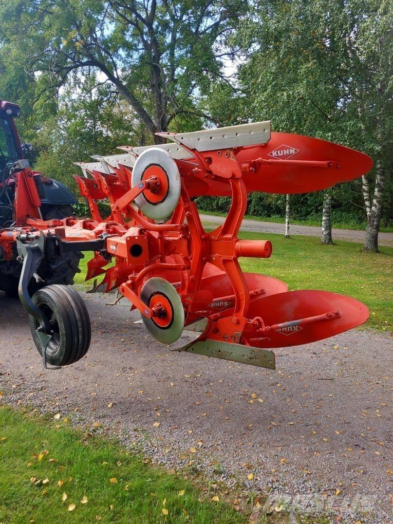 Kuhn Vari-Master 123 リバーシブルプラウ