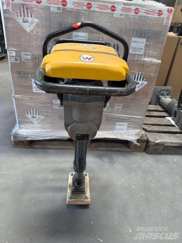 Wacker Neuson AS30e タンパ/転圧バイブレータ