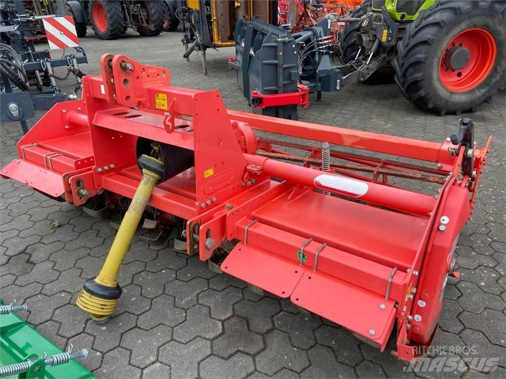 Maschio C 250 土壌準備作業