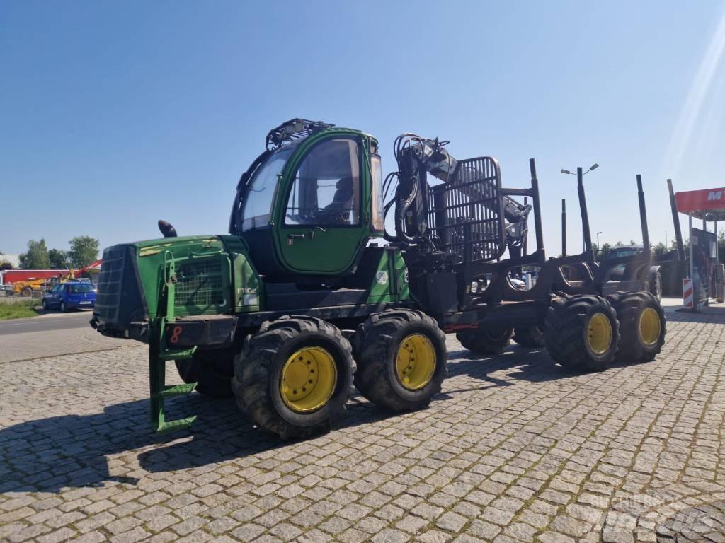 John Deere 1010 E フォワーダー
