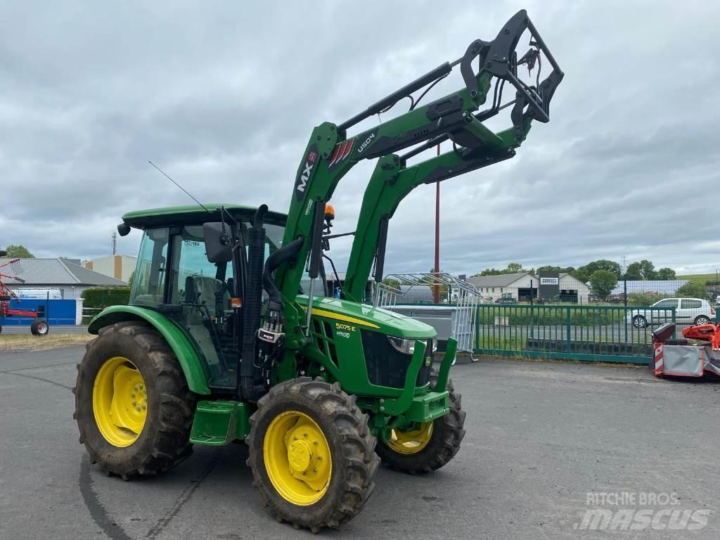 John Deere 5075E トラクター