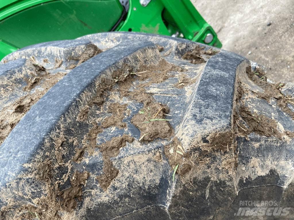 John Deere 6R 145 トラクター