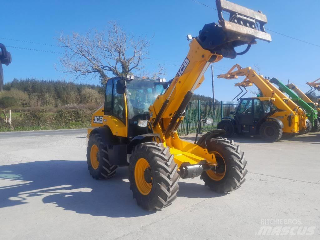 JCB TM 320 S 農業用テレハンドラー