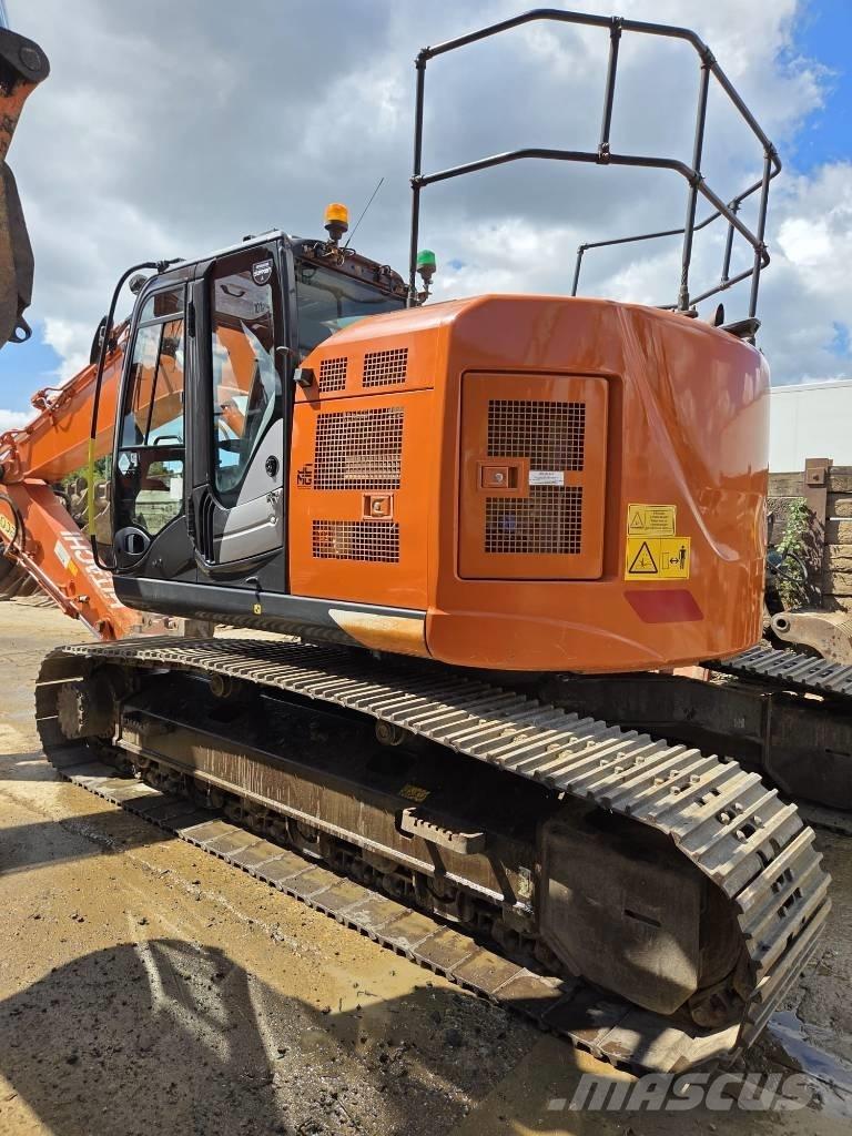 Hitachi ZX225US-6 大型油圧ショベル12t以上（パワーショベル・ユンボ）