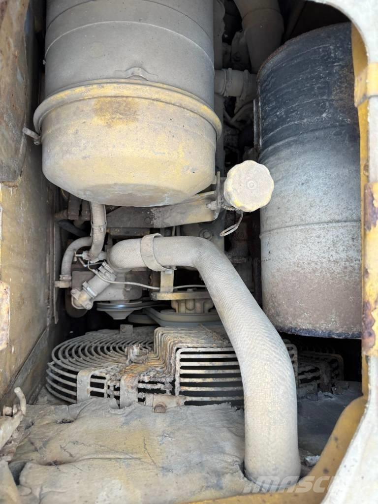 Komatsu D 57 S-1 クローラーローダー