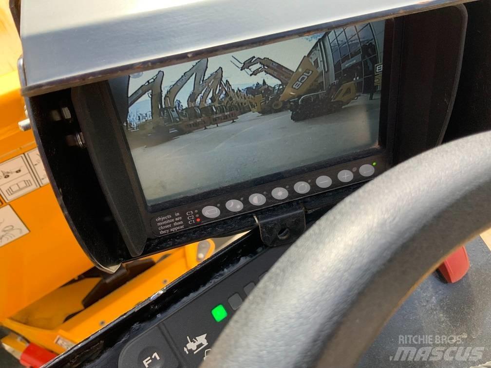 JCB 3STH 2S サイト　ダンプ
