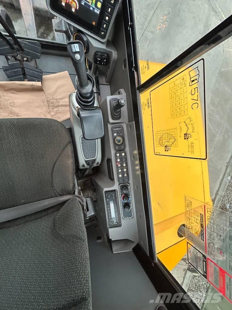 JCB 57 C-1 ミニ油圧ショベル 7t以下（ミニユンボ・ミニディガー）