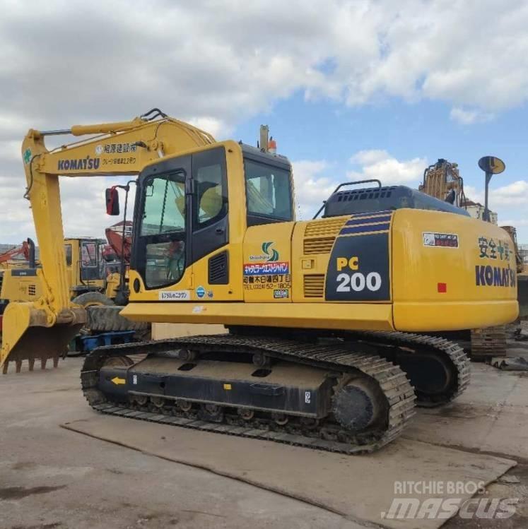 Komatsu pc200-8 大型油圧ショベル12t以上（パワーショベル・ユンボ）