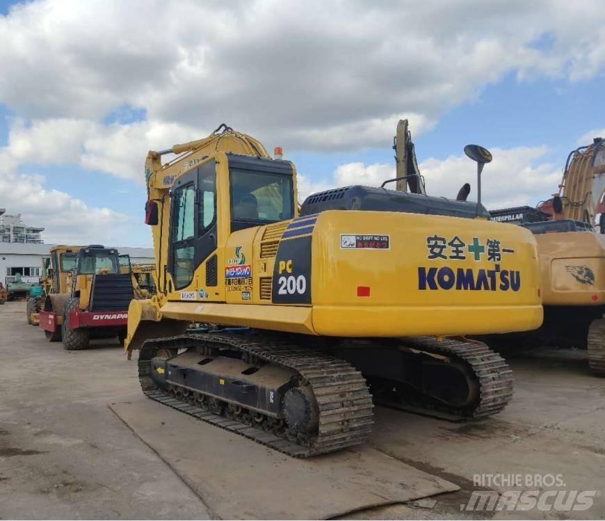 Komatsu pc200-8 大型油圧ショベル12t以上（パワーショベル・ユンボ）