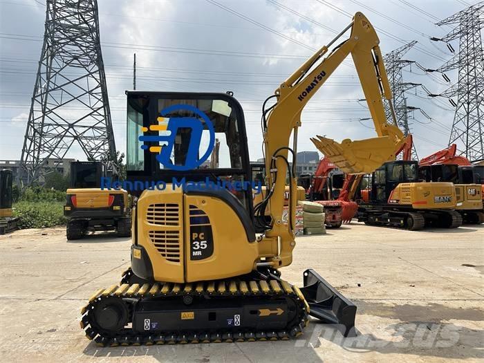 Komatsu PC 35 MR ミニ油圧ショベル 7t以下（ミニユンボ・ミニディガー）