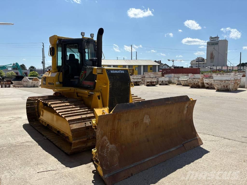 Komatsu 61 PX ブルドーザー
