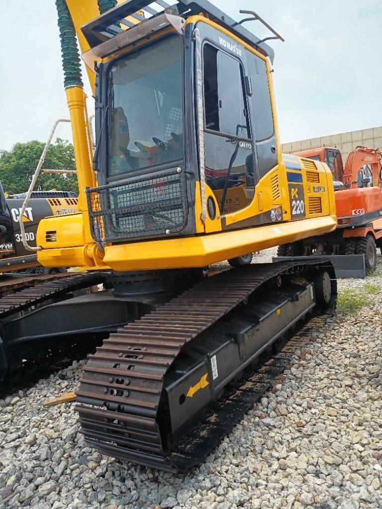 Komatsu PC 220-8 大型油圧ショベル12t以上（パワーショベル・ユンボ）