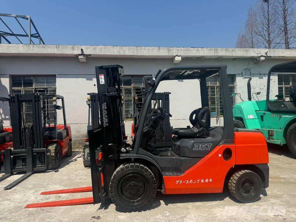 Toyota FD 35 ディーゼル・軽油