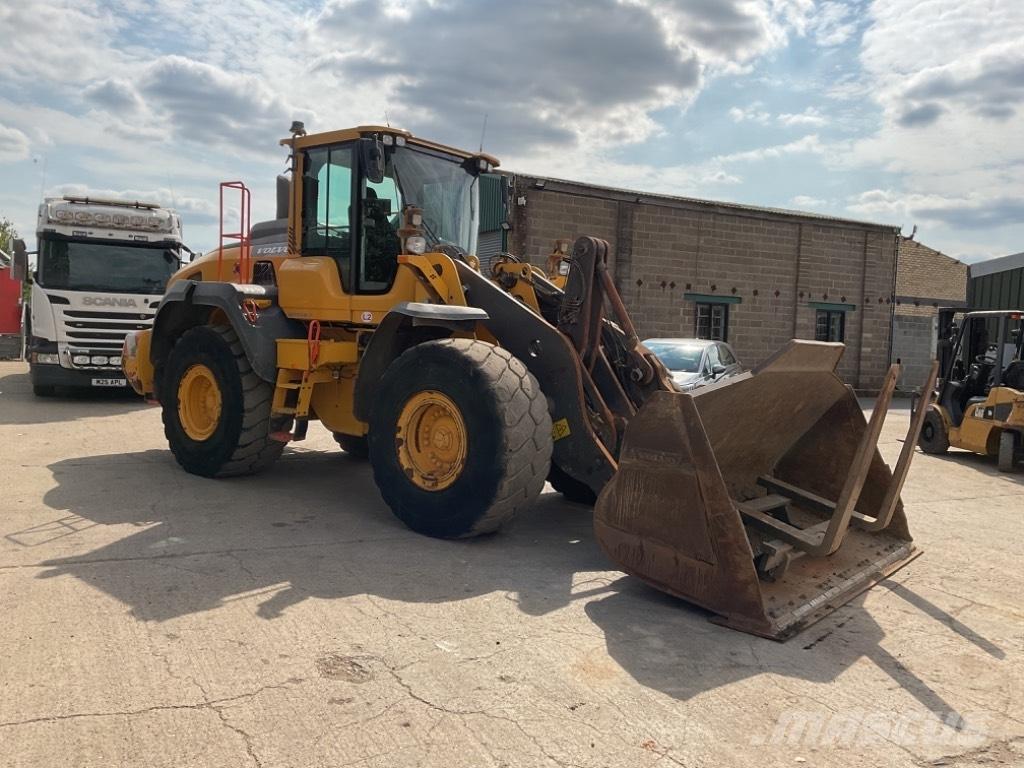 Volvo L110H ホイールローダー・タイヤショベル