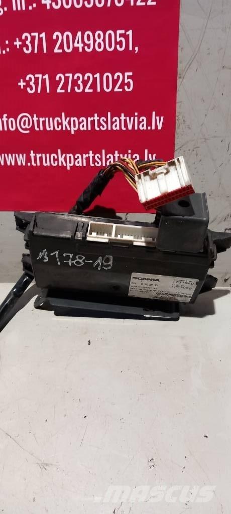 Scania R 420.   1731940 電子機器