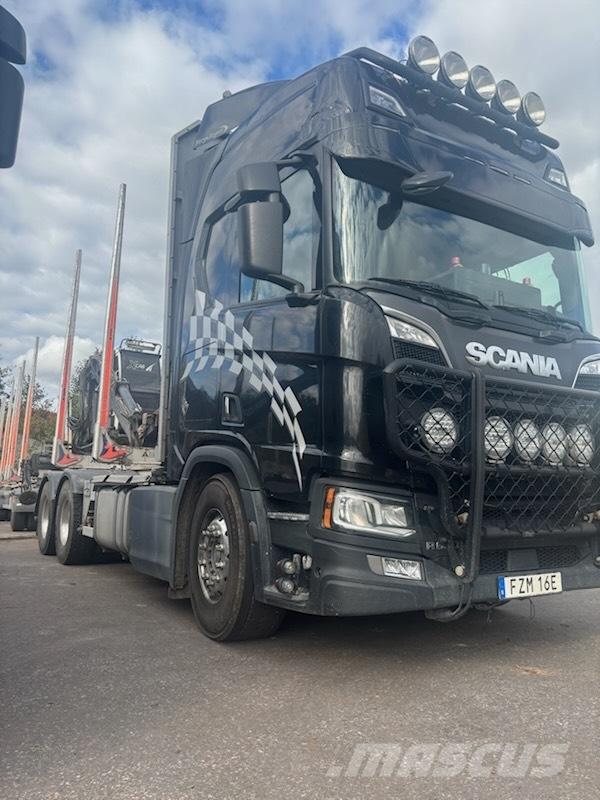 Scania R650B6X4NB 木材トラック