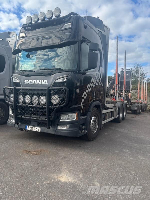 Scania R650B6X4NB 木材トラック