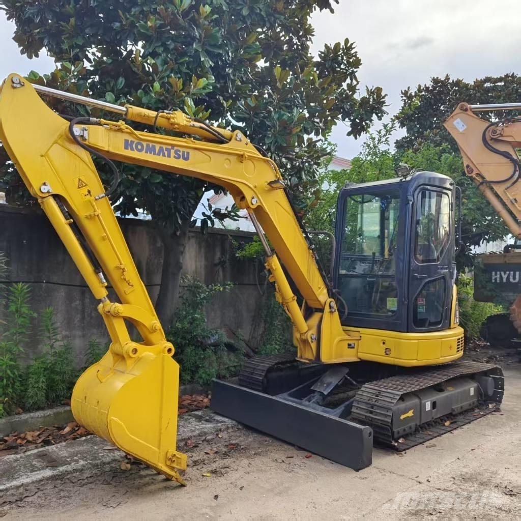 Komatsu PC 55 MR ミニ油圧ショベル 7t以下（ミニユンボ・ミニディガー）