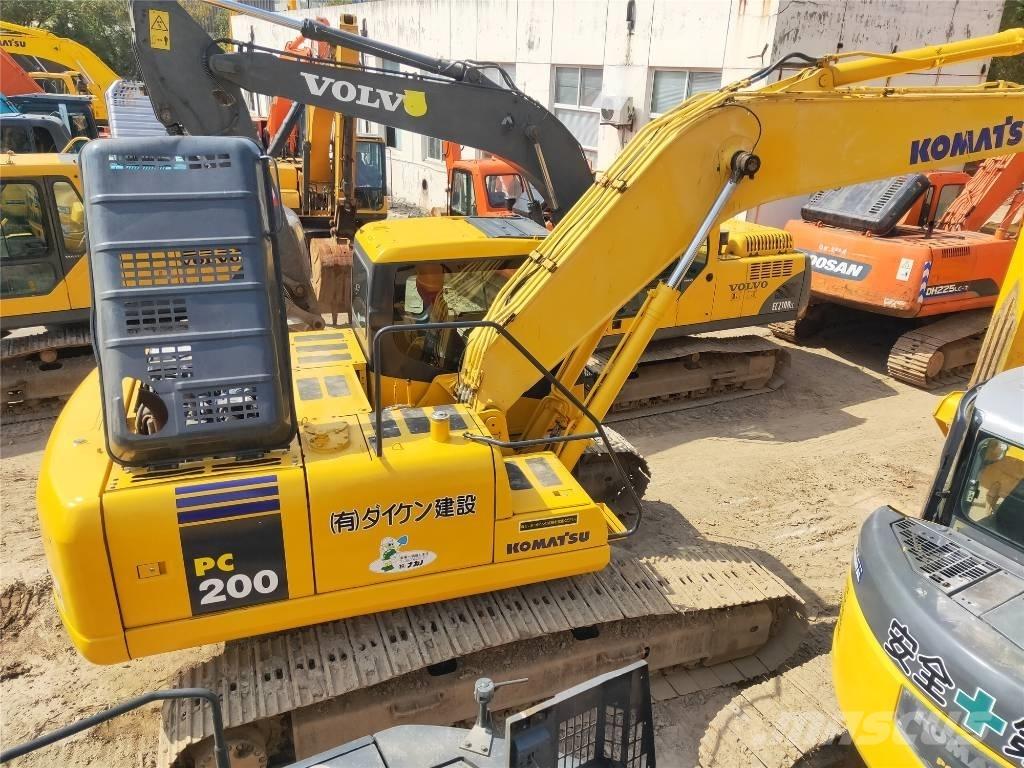 Komatsu PC200-7 大型油圧ショベル12t以上（パワーショベル・ユンボ）