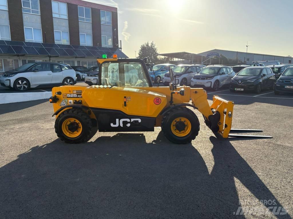 JCB 525-60 テレスコーピックハンドラー