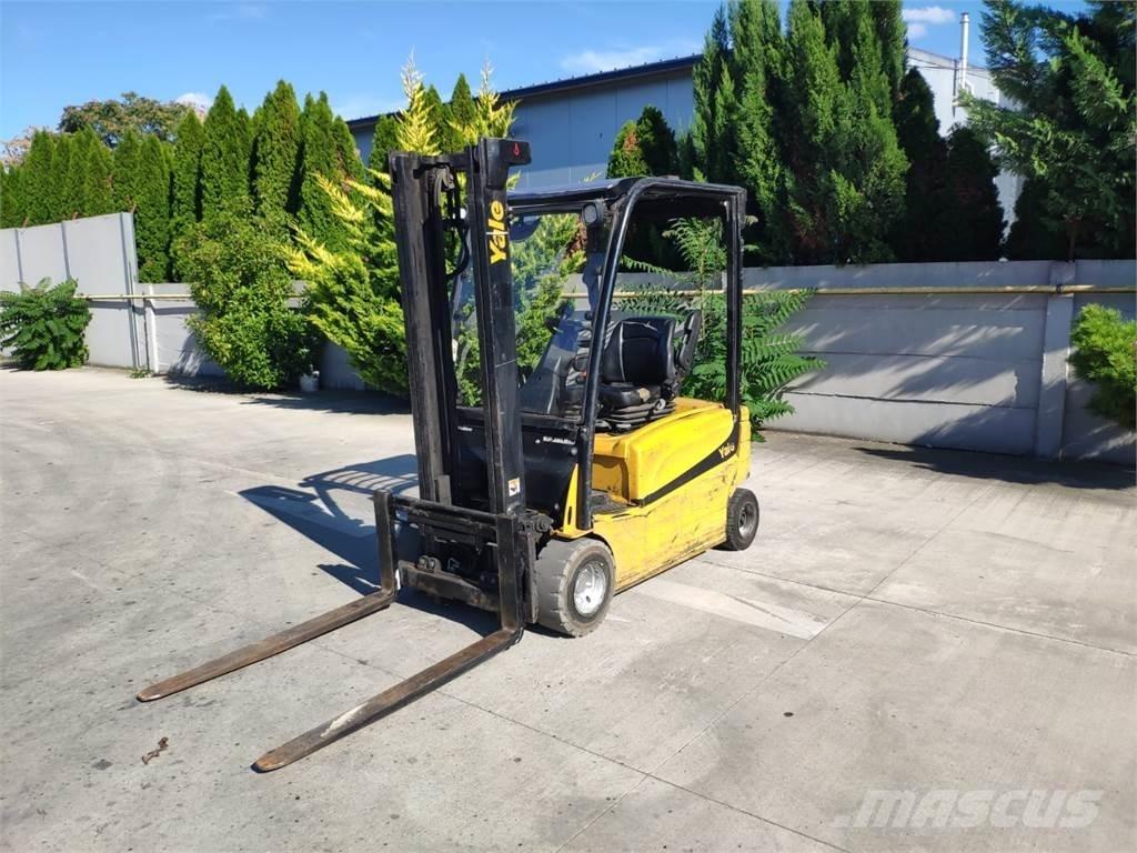 Yale ERP20VF バッテリーフォークリフト