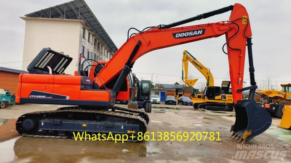 Doosan DX 225 大型油圧ショベル12t以上（パワーショベル・ユンボ）