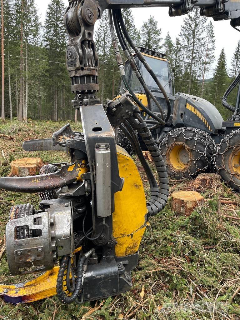 Ponsse ERGO 8W ハーベスター