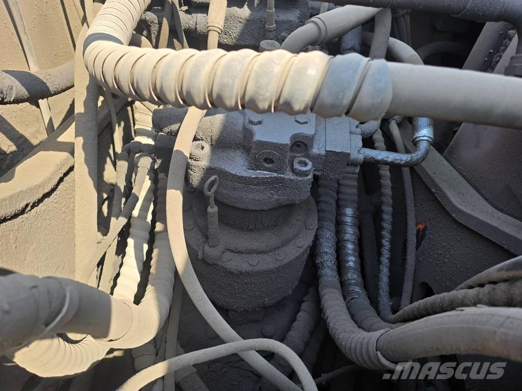 Doosan DX 210 W ホイール式油圧ショベル（パワーショベル・ユンボ・バックホー）