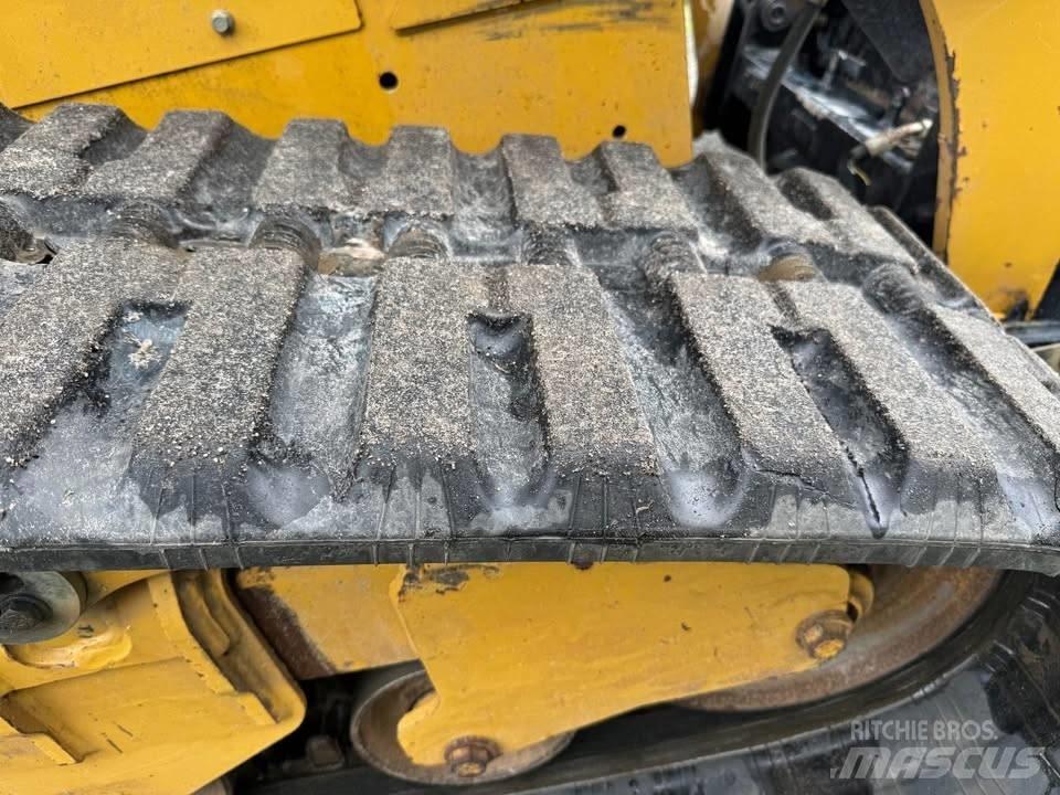 CAT 299 スキッドステアローダー