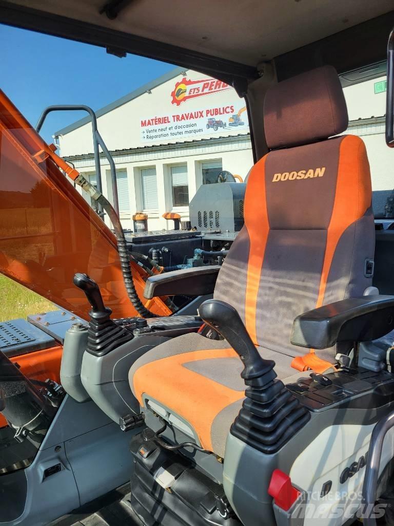 Doosan DX 140 LC-5 大型油圧ショベル12t以上（パワーショベル・ユンボ）