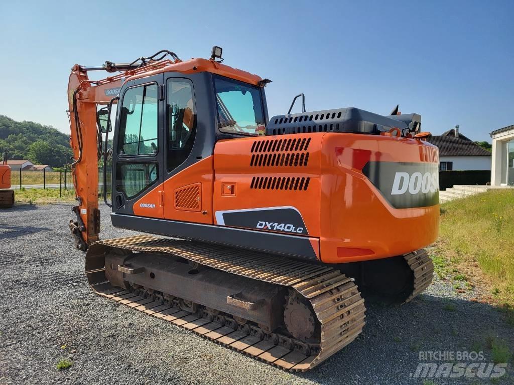 Doosan DX 140 LC-5 大型油圧ショベル12t以上（パワーショベル・ユンボ）