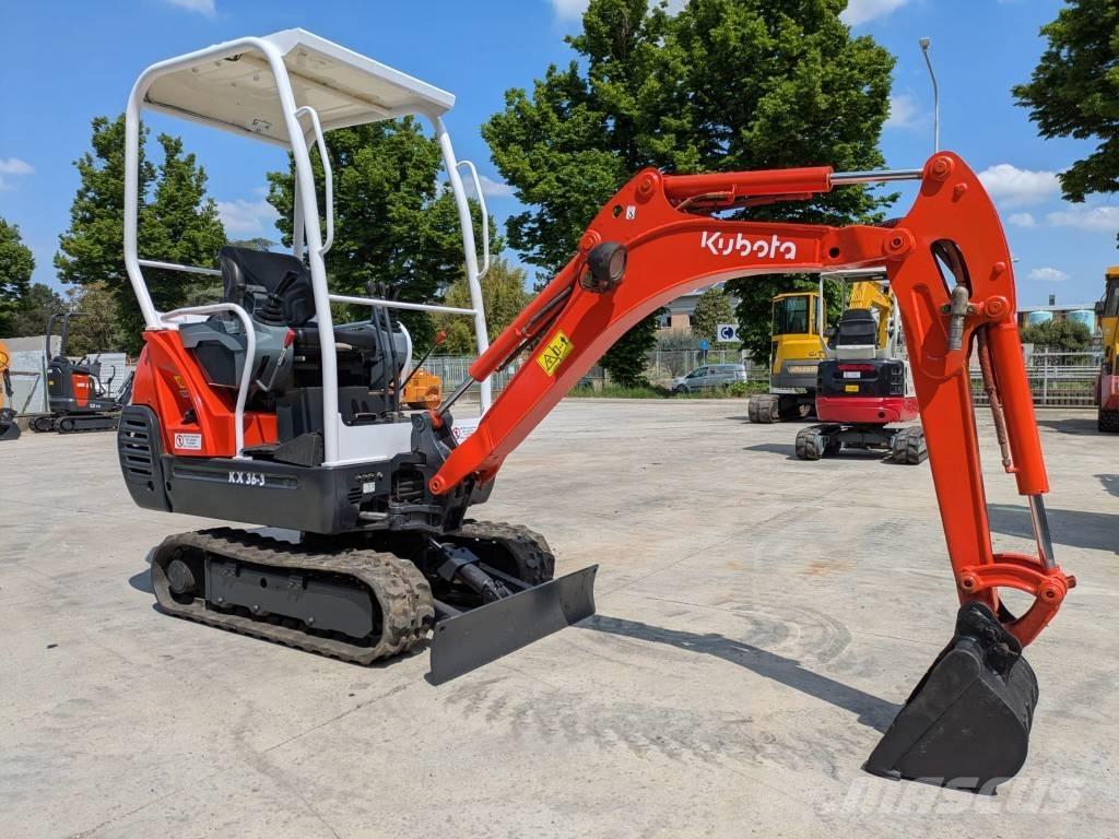 Kubota KX 36-3 ミニ油圧ショベル 7t以下（ミニユンボ・ミニディガー）