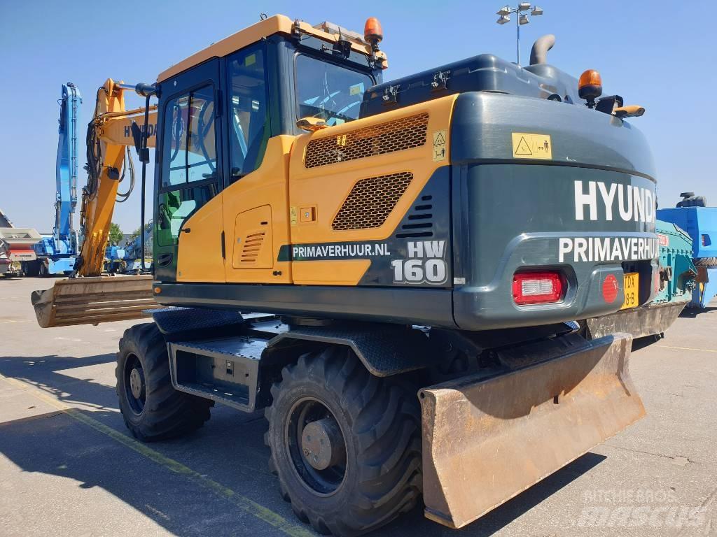 Hyundai HW160 ホイール式油圧ショベル（パワーショベル・ユンボ・バックホー）
