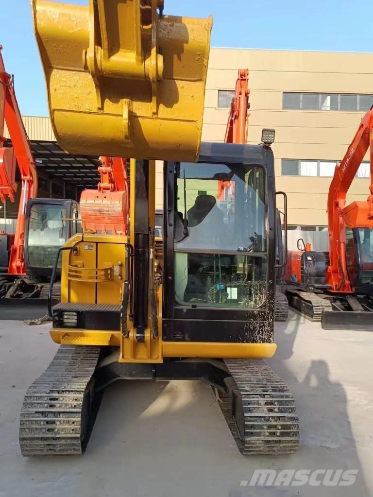 CAT 305.5E2 ミニ油圧ショベル 7t以下（ミニユンボ・ミニディガー）