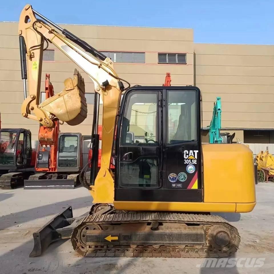CAT 305.5E2 ミニ油圧ショベル 7t以下（ミニユンボ・ミニディガー）