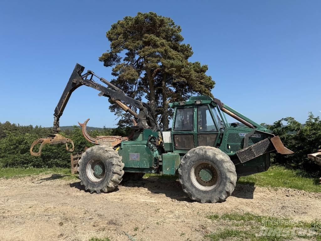 Noe NF210-4R スキッダー