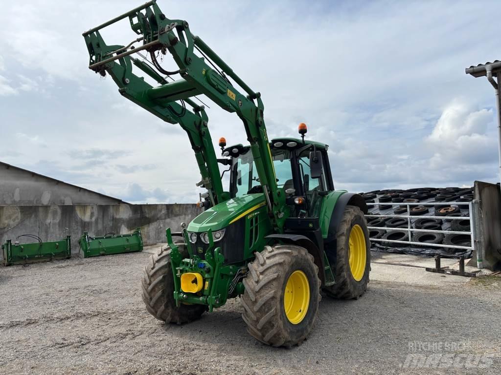 John Deere 6120M トラクター