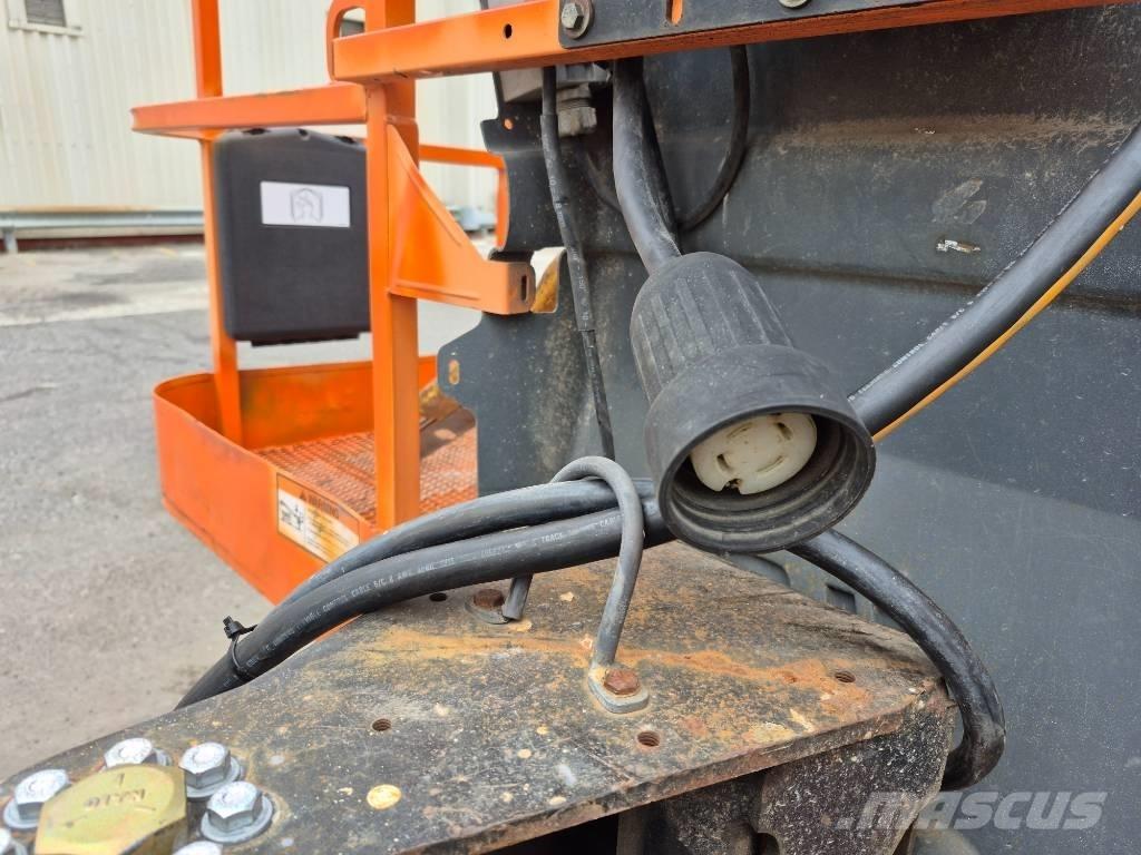 JLG 400 S ブームリフト　直伸型