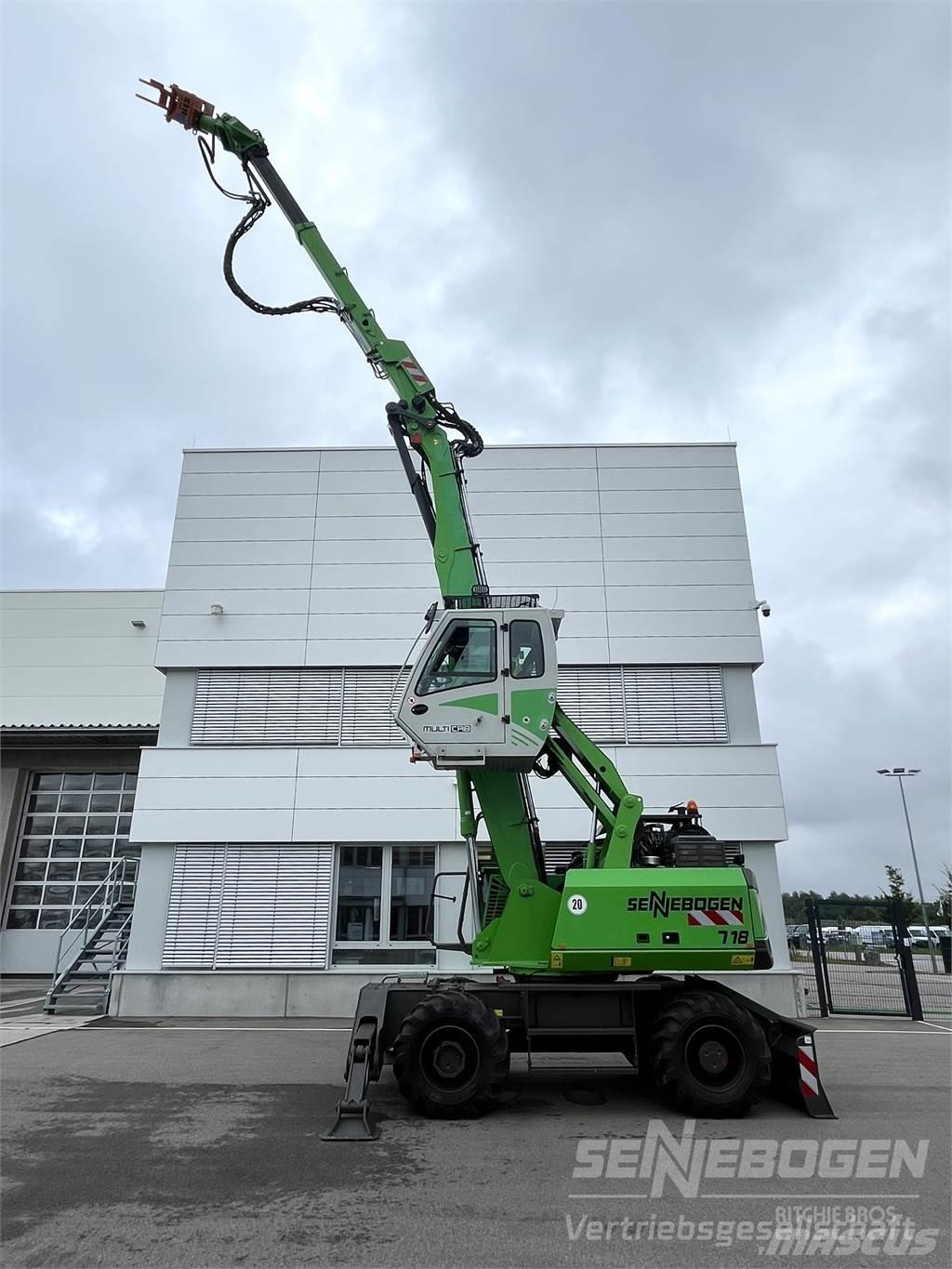 Sennebogen 718 M 廃棄物／工業産廃処理機