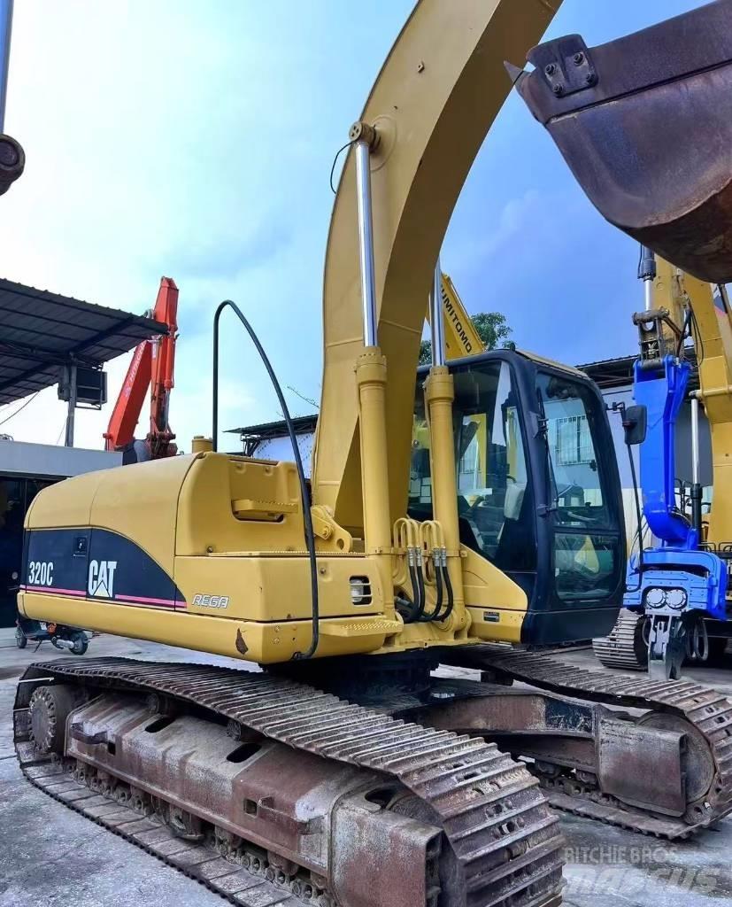 CAT 320 C 大型油圧ショベル12t以上（パワーショベル・ユンボ）
