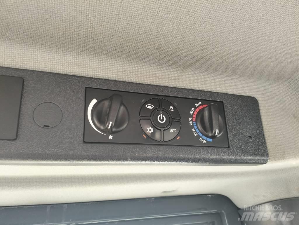 Hyundai HL955XT ホイールローダー・タイヤショベル