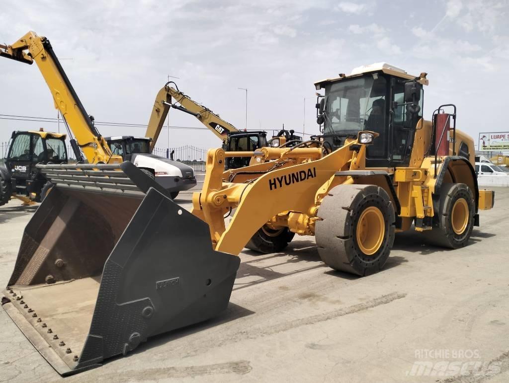 Hyundai HL955XT ホイールローダー・タイヤショベル