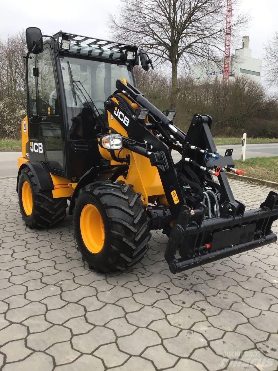 JCB 403 Agri Plus ミニローダー