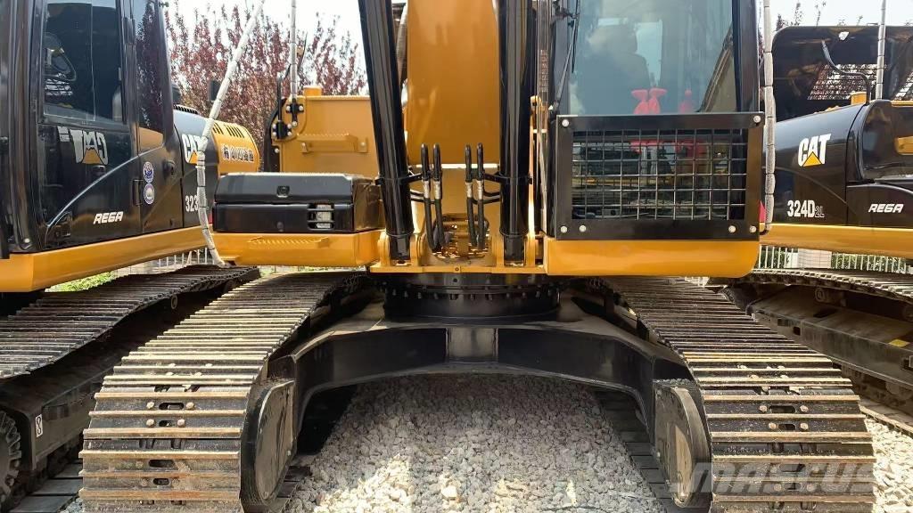 CAT 325 D L 大型油圧ショベル12t以上（パワーショベル・ユンボ）