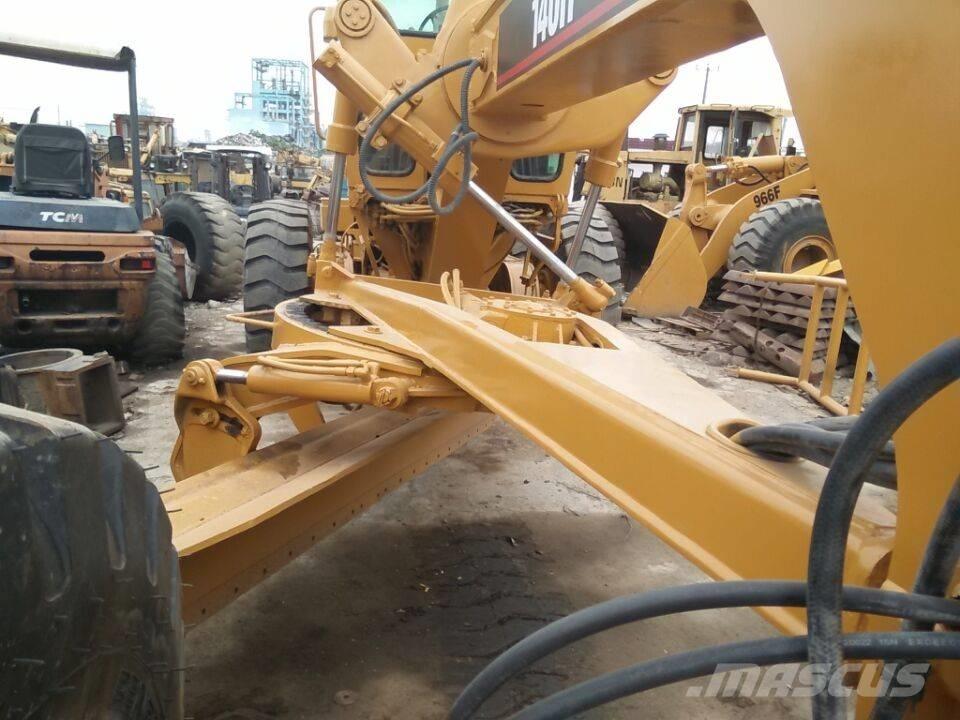 CAT 140 H モーターグレーダー
