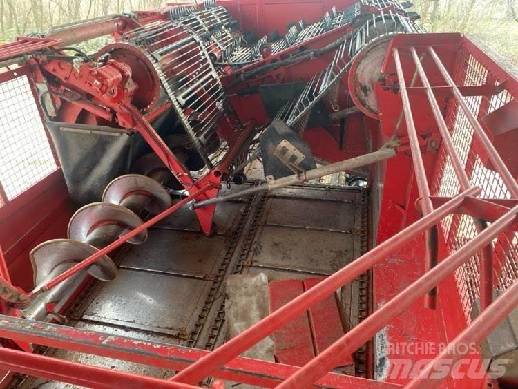 Holmer Terra Dos T4 ビートハーベスター