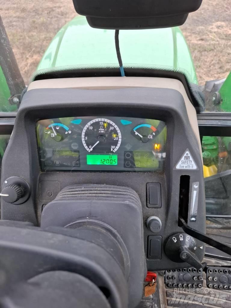 John Deere 5075 E トラクター
