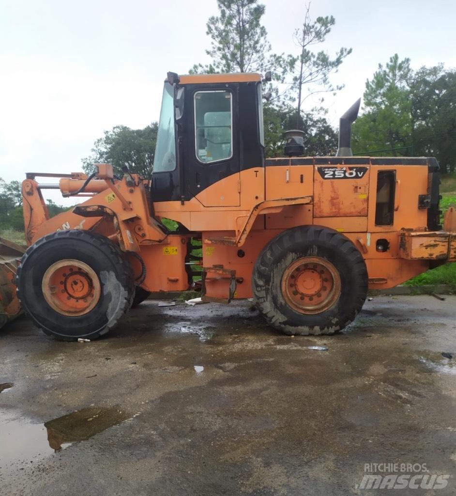 Doosan Mega 250 ホイールローダー・タイヤショベル