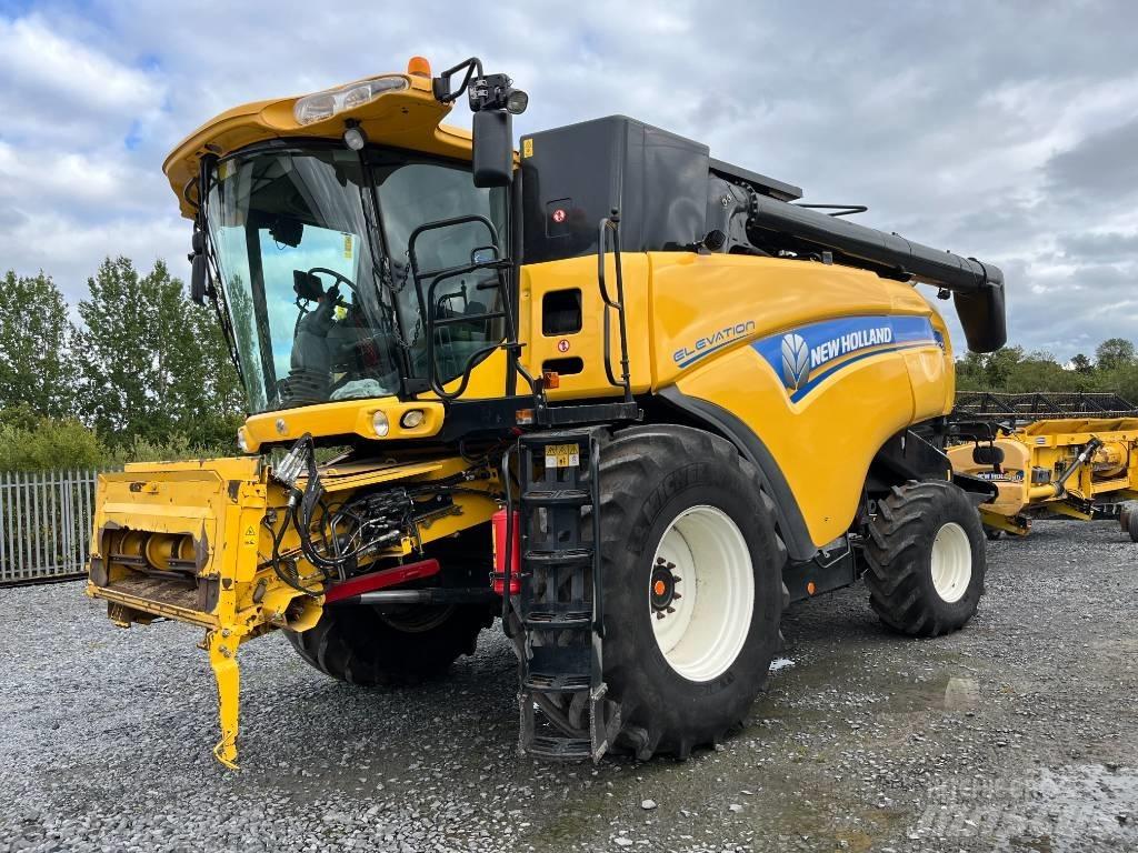 New Holland CX 8070 コンバイン
