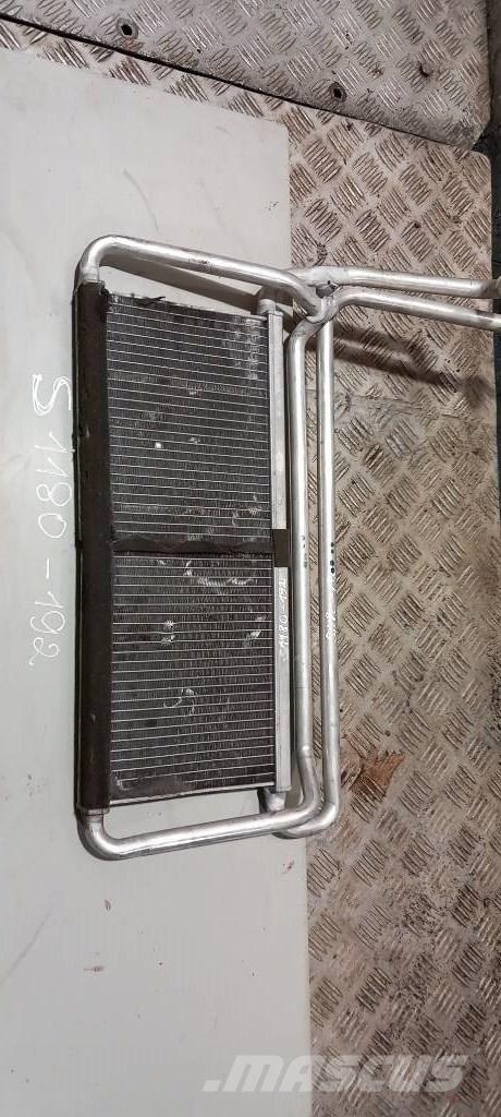 Scania P 360 1772717 ラジエター